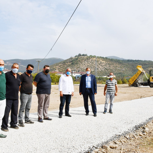 İLÇE MEZARLIĞINA DÜZENLEME ÇALIŞMASI