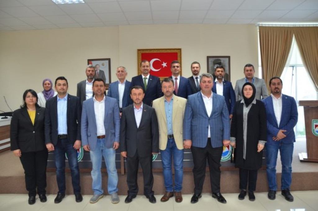 İZNİK’TE YENİ DÖNEMİN İLK MECLİSİ GERÇEKLEŞTİ