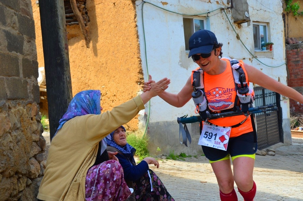 TÜRKİYE’NİN EN BÜYÜK MARATONUNA SAYILI SAATLER KALDI