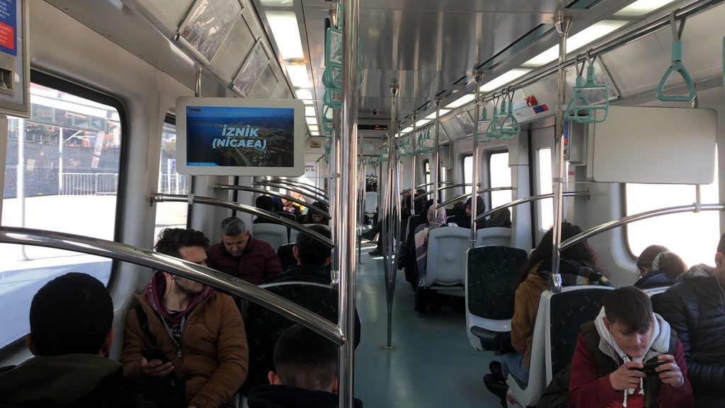 İZNİK ANKARA METROLARINDA TANITILIYOR