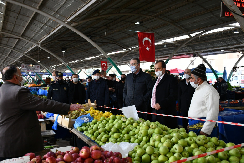 İZNİK PAZARYERİNDE SOSYAL MESAFE ÖNLEMİ