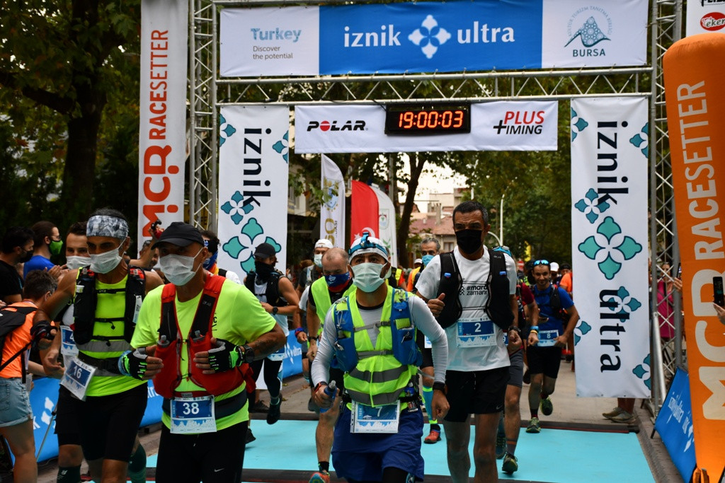 TÜRKİYE’NİN EN BÜYÜK MARATONU ‘İZNİK ULTRA’ BAŞLADI