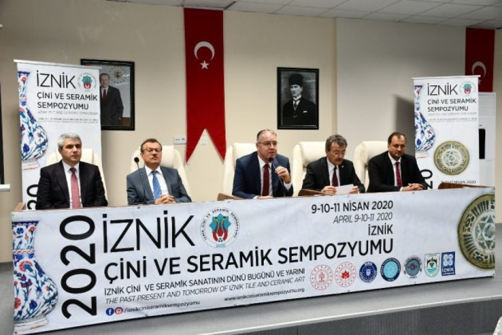 2020 İZNİK ÇİNİ VE SERAMİK SEMPOZYUMU TANITIM TOPLANTISI YAPILDI