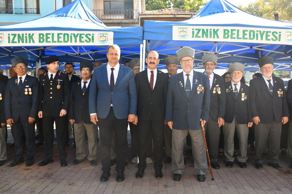 İZNİK’TE GAZİLER GÜNÜ COŞKUSU