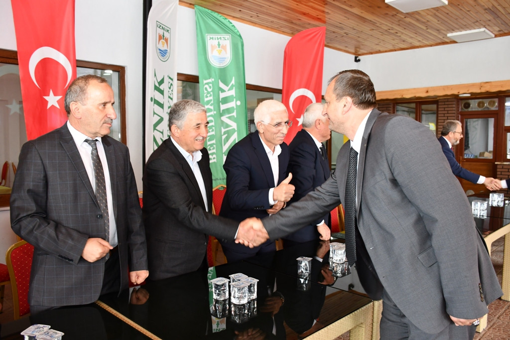 BİR GÜNDE İKİ BAYRAM